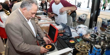 Antikacılar; yeni yılda da kendi yerinde, kendi gününde