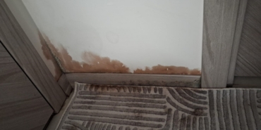 Apartman dairelerinin her yerinden su sızmaya başladı