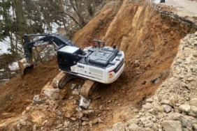 Aynı noktada 3 gün arayla heyelan meydana geldi