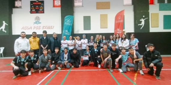 Badminton yıldızlar il birinciliği müsabakaları tamamlandı
