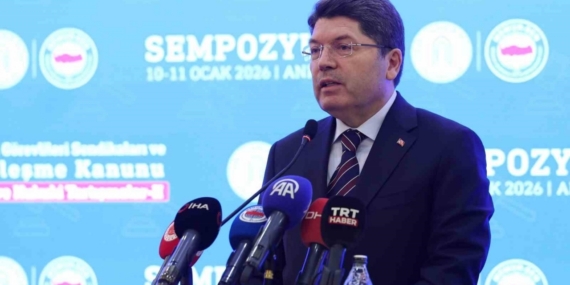 Bakan Tunç: "Kamuda görevli memurlarımızın kanundan kaynaklı sorunlarına kalıcı çözümler üretmek istiyoruz"