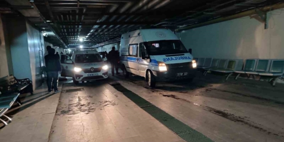 Balkondan düşen genç kadın hayatını kaybetti