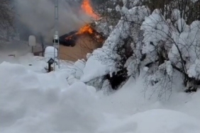Bartın’da 1125 metre rakımda çıkan ev yangını korkuttu