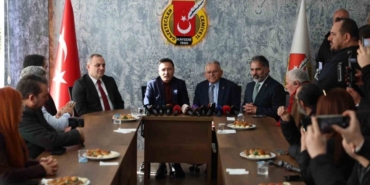 Basın mensuplarının 10 Ocak Çalışan Gazeteciler Günü’nü kutlayan Büyükkılıç: "İyi ki varsınız"