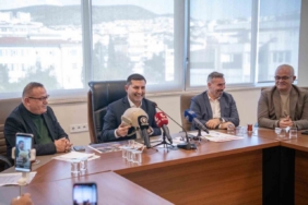 Başkan Günel: "Bu binaya zorla gelmedik"