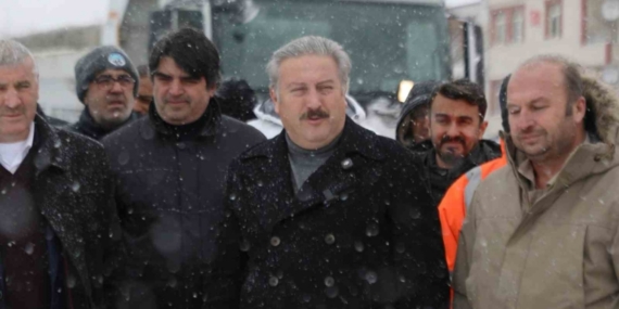 Başkan Palancıoğlu: "Karla mücadelede yoğun çalışmalarımız kesintisiz devam ediyor"