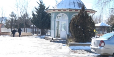 Başkentteki su kesintisine vatandaşlardan tepki