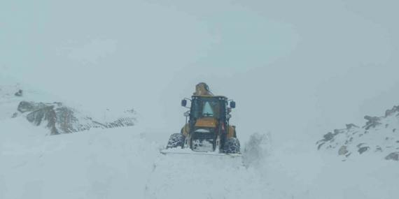 Batman’da 500 köy ve mezra yolu ulaşıma açıldı