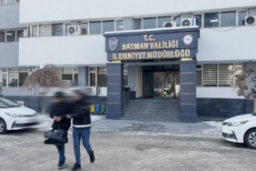 Batman’da yabancı uyruklu bir şahsın midesinden 64 parça uyuşturucu çıktı