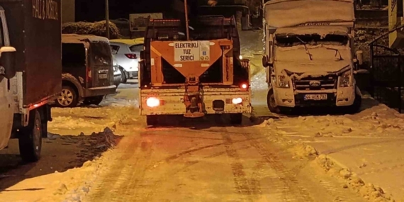Battalgazi’de gece boyu kar mesaisi
