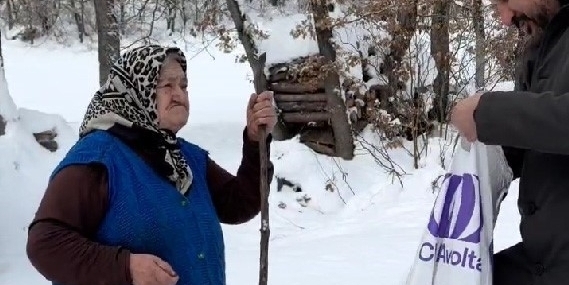 Belediye başkanı kaybolan emanetin parasını cebinden ödedi
