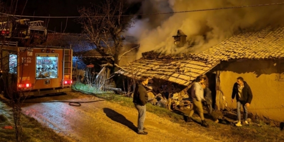 Bilecik’te baca yangını korkuttu