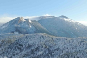 Bin 250 rakımlı Yaralıgöz Dağı’nda muhteşem kar manzarası