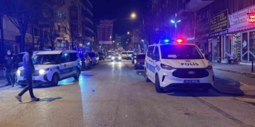 Burdur’da eğlence mekanında çıkan kavgada 2 kişi bıçaklandı