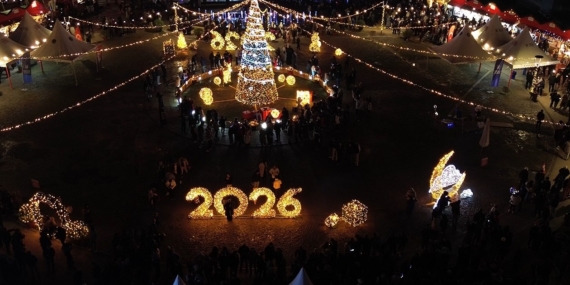 Bursa Yeni Yıl Meydanı’nda yılbaşı coşkusu