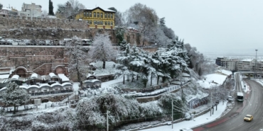Bursa yeni yıla karla uyandı...Beyaz güzellik havadan böyle görüntülendi