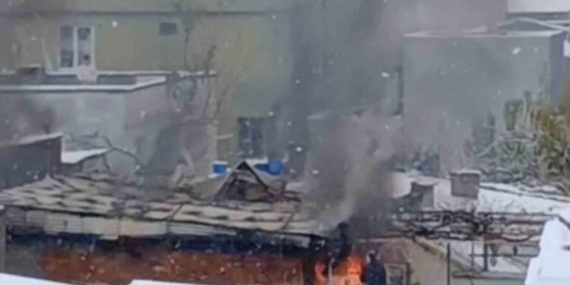 Bursa’da çatı katı yangını korkuttu