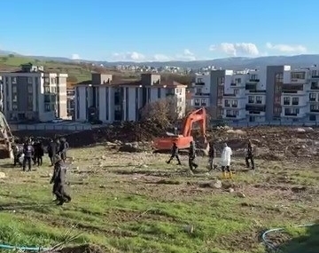 Bursa’da inşaat sahasında patlama kontrolden çıktı... Araçlar, binalar hasar aldı