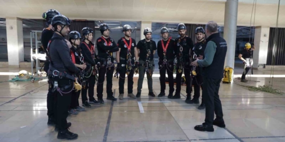 Büyükşehir afetlere ekibini hazırlıyor