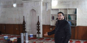 Çatısı akan 201 yıllık camide kovalı önlem