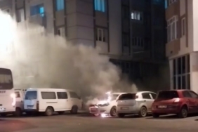 Çorlu’da park halindeki otomobile alev alev yandı