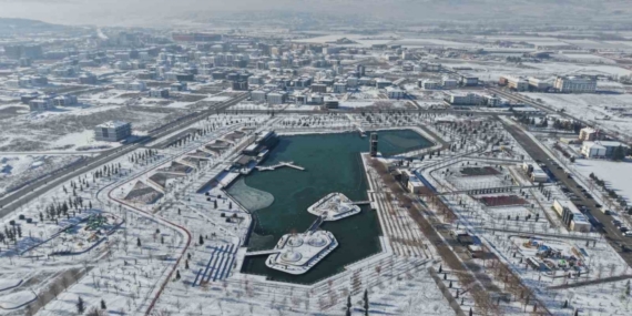 Çorum’da kar kartpostallık görüntüler oluşturdu