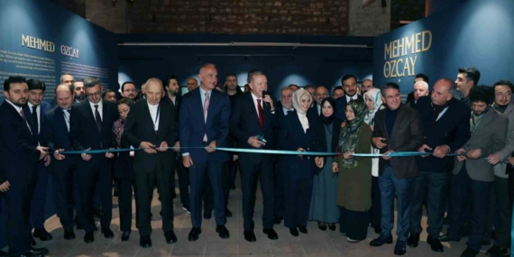 Cumhurbaşkanı Erdoğan, Hane İslam Eserleri Sergisi’nin açılışını yaptı