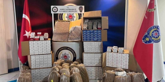 Demirci’de kaçak tütün operasyonu