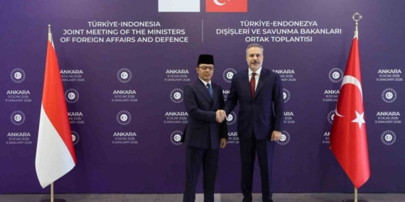 Dışişleri Bakanı Fidan, Endonezyalı mevkidaşı Sugiono ile görüştü