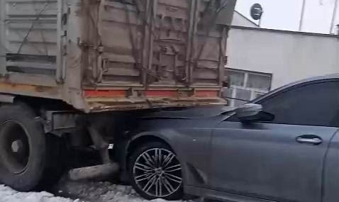 Diyarbakır’da zincirleme kaza: 2 yaralı