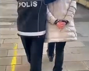 Diyarbakır’dan İstanbul’a uyuşturucu taşıyan kadın Sakarya’da yakalandı