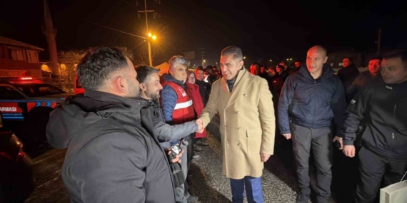 Düzce Valisi Aslan: "Tüm ekiplerimiz ile sahadayız"