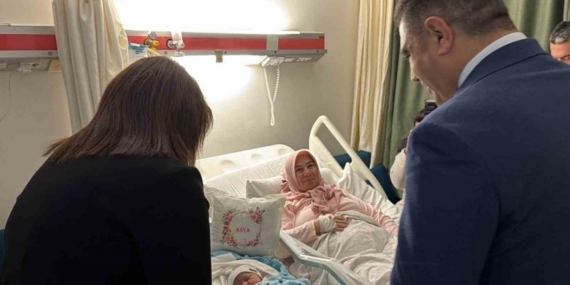 Düzce’de 2025 yılının son bebeği ve yeni yılın ilk bebeği aileleri heyecanlandırdı