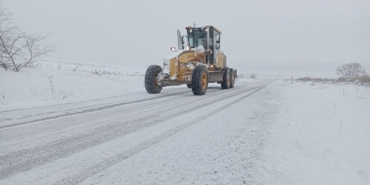 Edirne’de kar kent merkezinde etkisini azalttı, ilçelerde kar küremesi devam ediyor