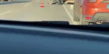 Edirne’de peş peşe kazalar: Hamzabeyli yolunda otomobil tıra çarptı, Demirhamlı’da tır sulama kanalında durabildi