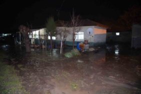 Edirne’de sağanak su baskınlarına yol açtı