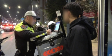 Ehliyet yetersizliği gerekçesiyle ceza yiyen üniversite öğrencisi: "Şu an duygu falan kalmadı bende, bu borcu nasıl ödeyeceğimi düşünüyorum"