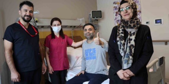 Elazığ’da 45 yaşındaki hasta 50 dakikalık kalp masajıyla hayata döndürüldü