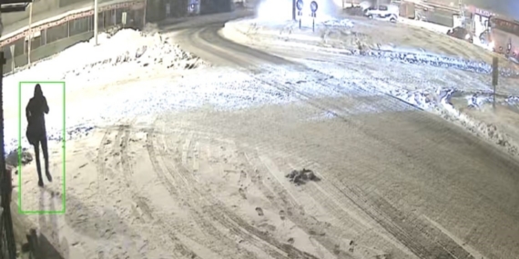 Elazığ’da buzlanma nedeniyle kayan tır KGYS direğine çarptı: 1 yaralı