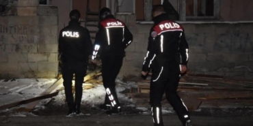 Erzincan’da çeşitli suçlardan aranan 28 şahıs düzenlenen operasyonda yakalandı