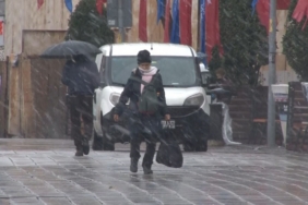 Esenler’de kar yağışı