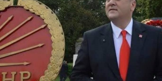 Eski CHP ilçe başkanı ofisinde ölü bulundu