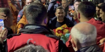 Galatasaray, Fethiye’de çiçeklerle karşılandı