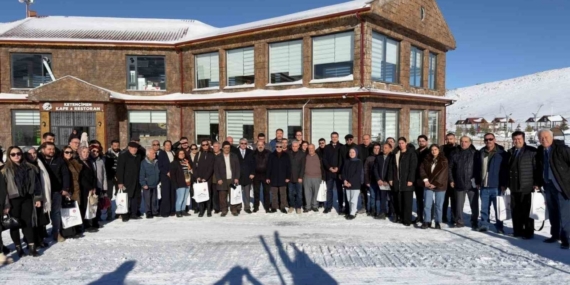 Gazeteciler Günü’nde Vali Cahit Çelik basın mensuplarıyla bir araya geldi