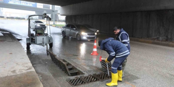 Gaziantep Büyükşehir, beklenen yoğun yağışa karşı önlem aldı