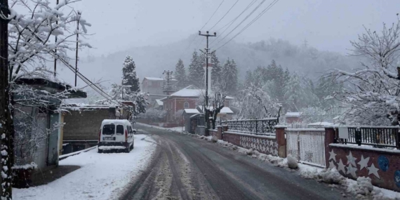 Giresun’da 7 ilçede eğitime kar engeli
