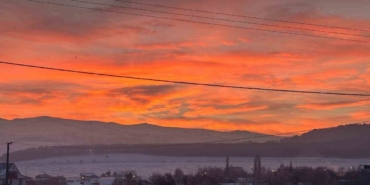 Gökyüzünde kızıl şölen