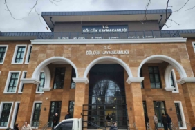 Gölcük’te yeni Hükümet Konağı binasında sona gelindi