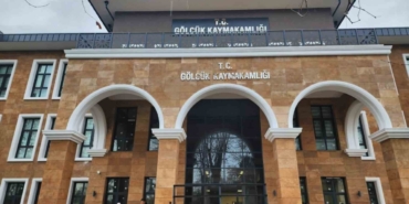 Gölcük’te yeni Hükümet Konağı binasında sona gelindi