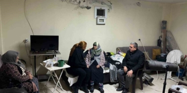 Görme engelli yaşlı kadına devletten şefkat eli: "Elveda evim" diyerek yıllardır yaşadığı evine gözyaşlarıyla veda etti